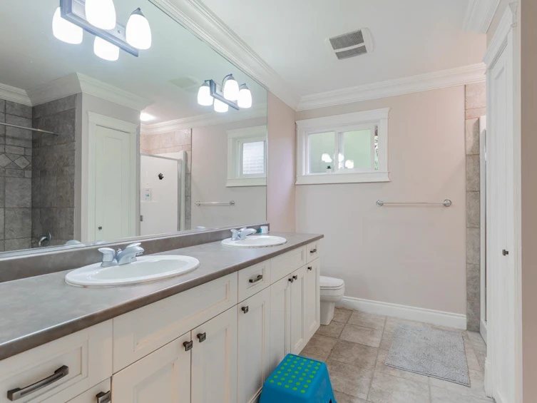 5890 Braemar Avenue, Burnaby, BC, V5E 3L5 - 22
