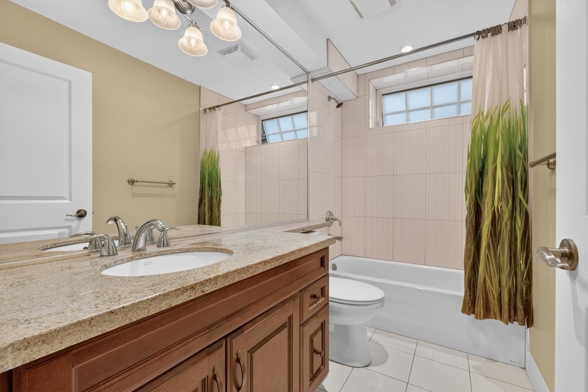 4339 W 9th Avenue, Vancouver, BC, V6R 2C8 - 29