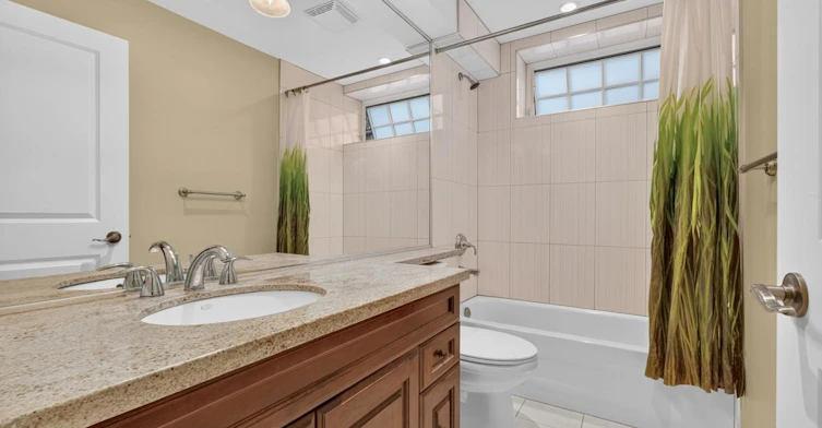 4339 W 9th Avenue, Vancouver, BC, V6R 2C8 - 29