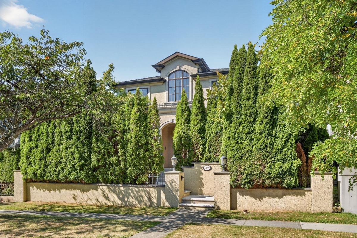 4339 W 9th Avenue, Vancouver, BC, V6R 2C8
