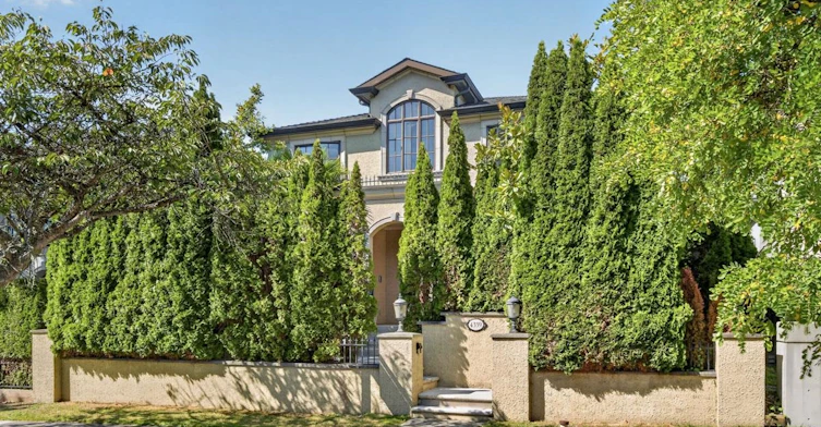 4339 W 9th Avenue, Vancouver, BC, V6R 2C8