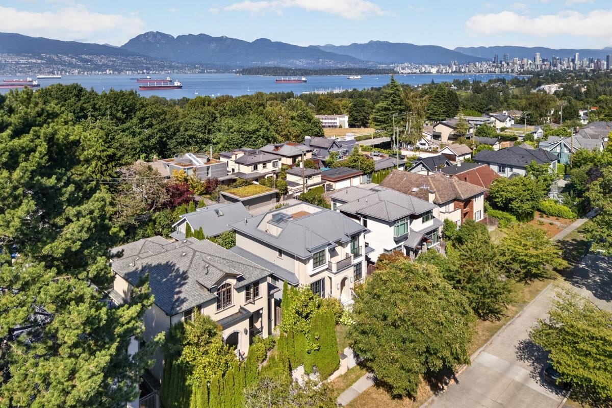 4339 W 9th Avenue, Vancouver, BC, V6R 2C8 - 30