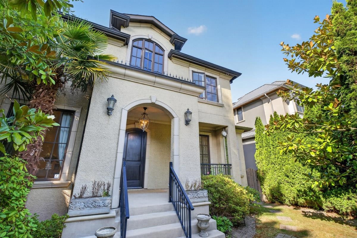 4339 W 9th Avenue, Vancouver, BC, V6R 2C8 - 2