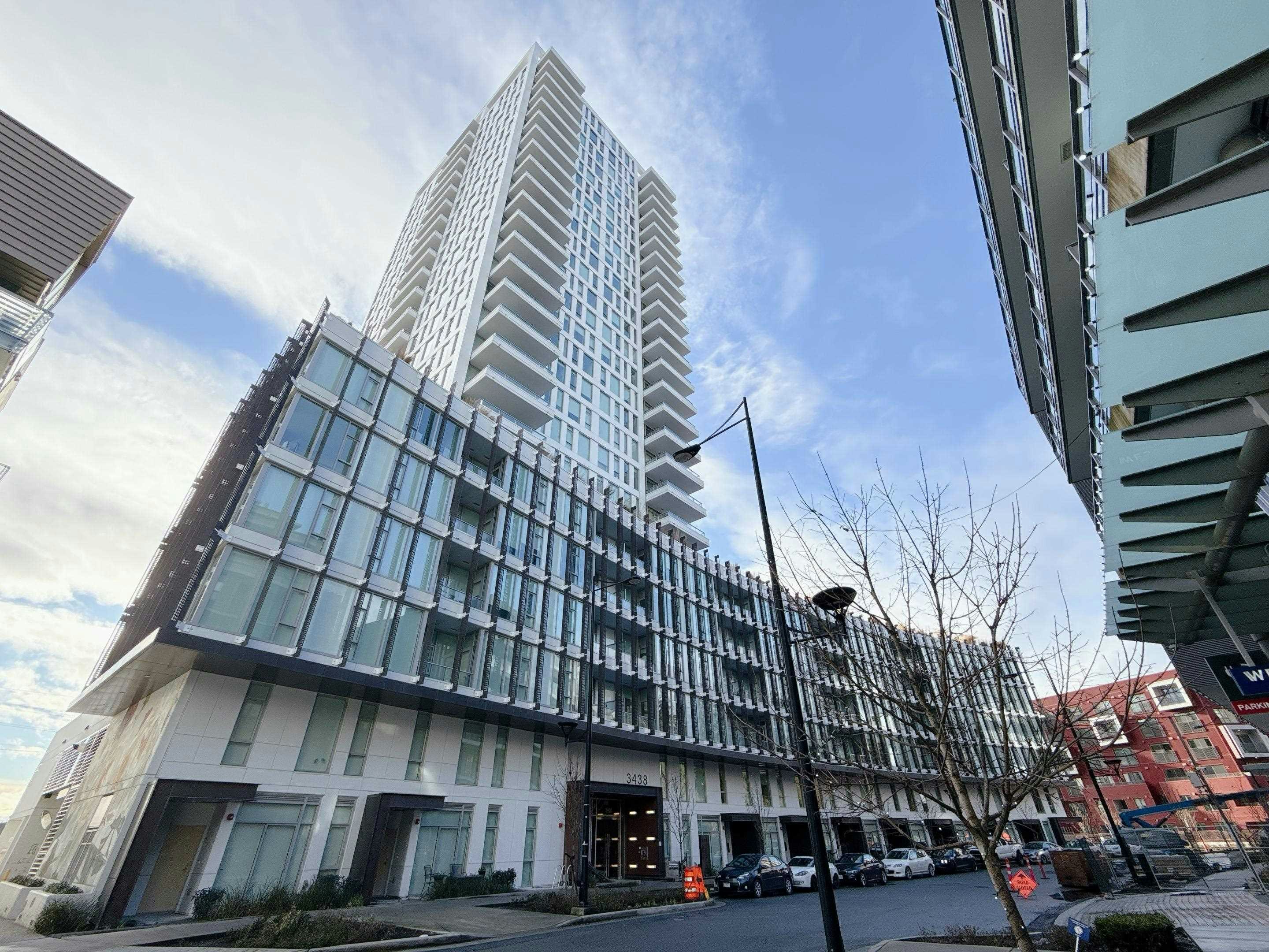 321-3438 Sawmill Crescent, Vancouver, BC, V5S 0E3