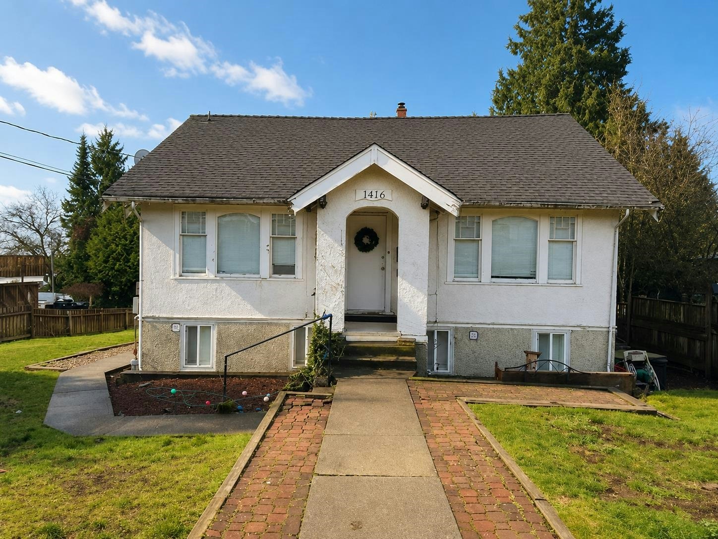 1416 Eighth Avenue, New Westminster, BC, V3M 2S4