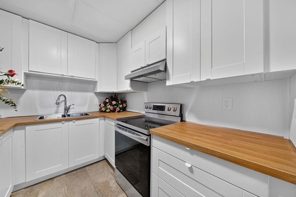 175-8333 Jones Road, Richmond, BC, V6Y 3W9 - 13