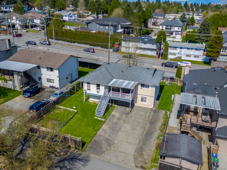 13430 64 Avenue, Surrey, BC, V3W 8V6 - 13