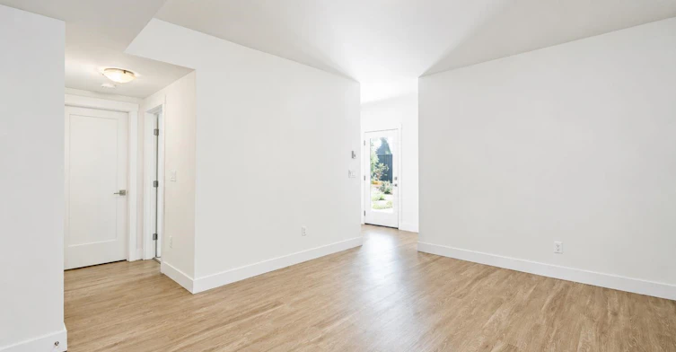 Basement Suite-3490 Danielson Drive, Coquitlam, BC, V3E 0N4 - 3