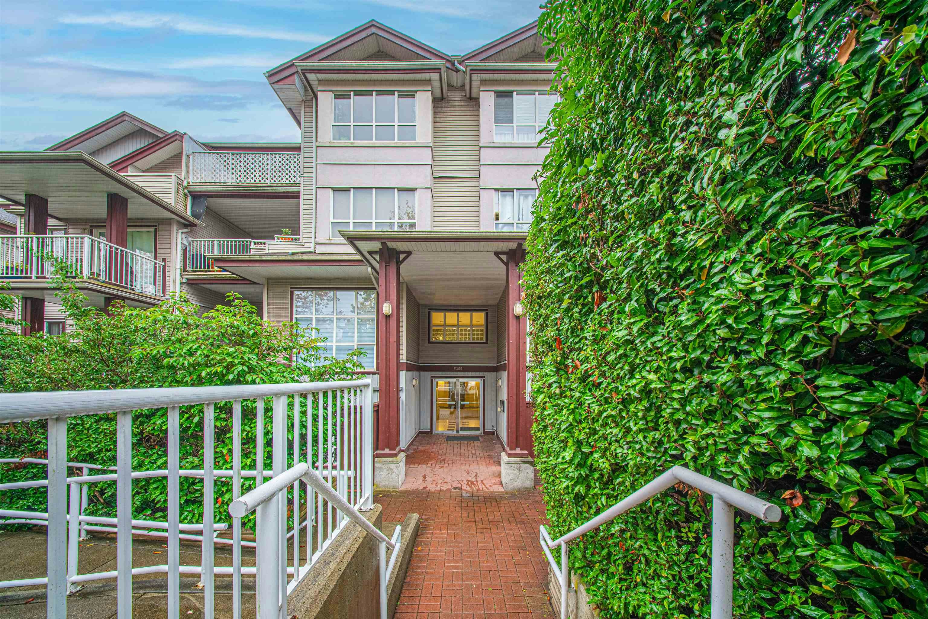 208-5355 Boundary Road, Vancouver, BC, V5R 6G2 - 14