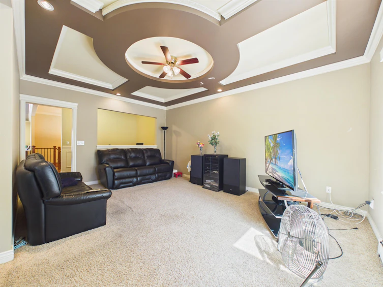 8690 E Tulsy Crescent, Surrey, BC, V3W 7A4 - 18