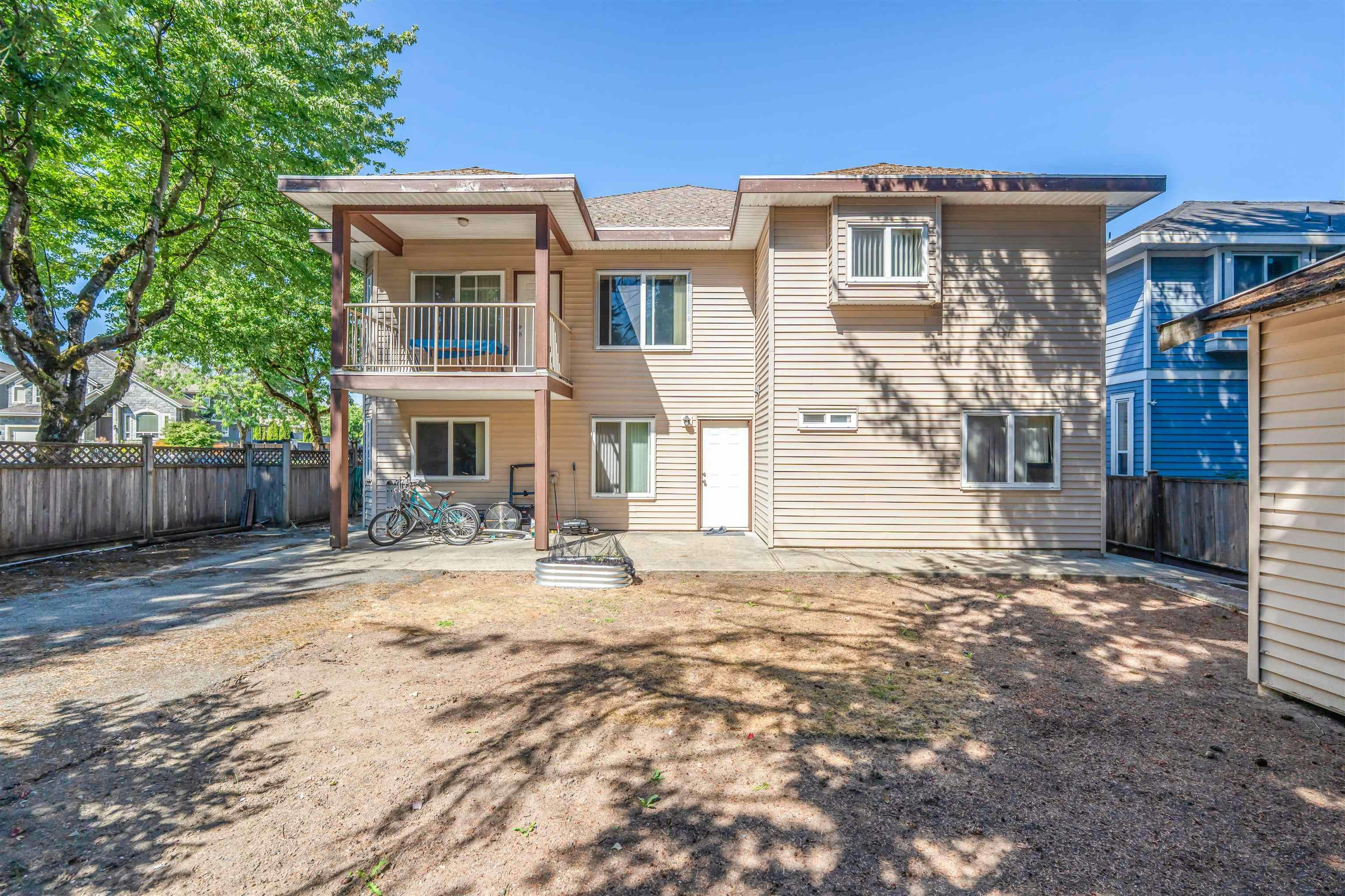 8690 E Tulsy Crescent, Surrey, BC, V3W 7A4 - 38
