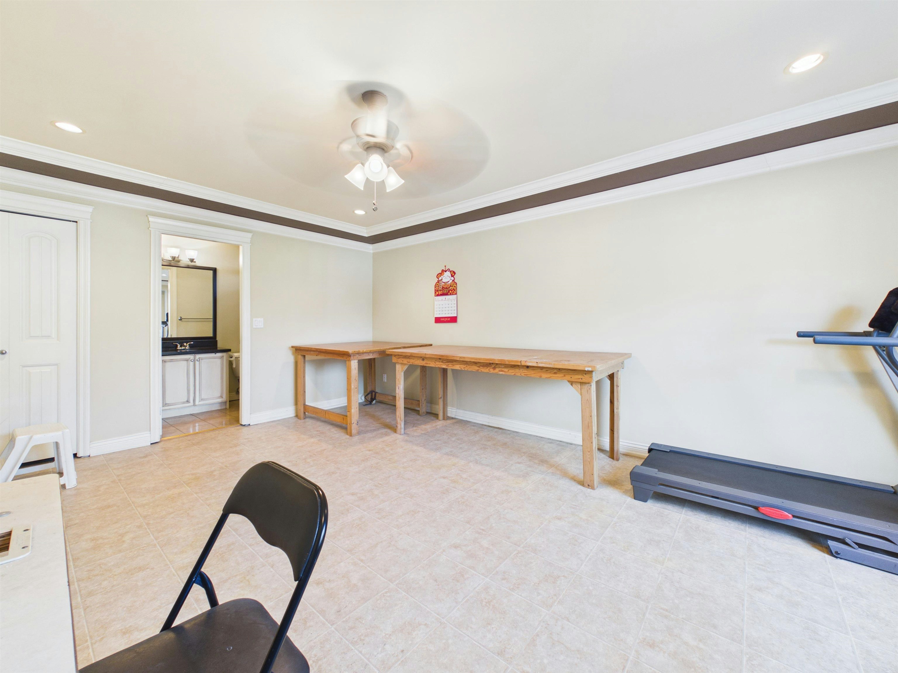 8690 E Tulsy Crescent - 2