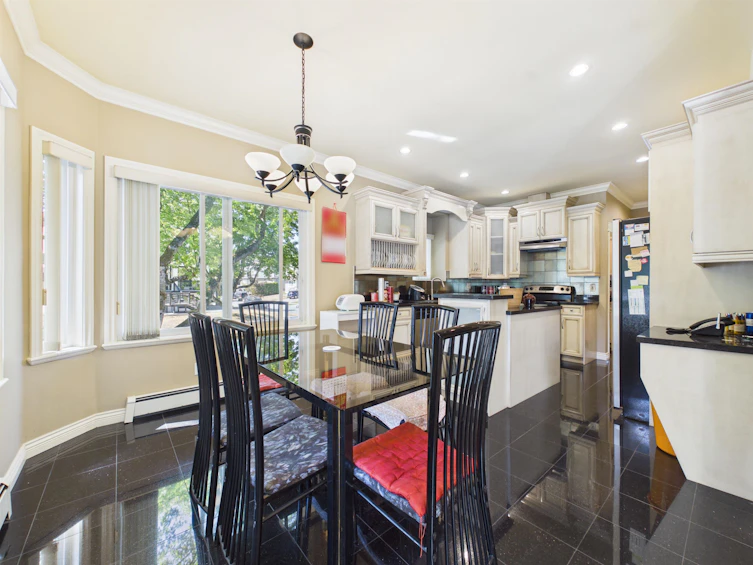 8690 E Tulsy Crescent, Surrey, BC, V3W 7A4 - 20