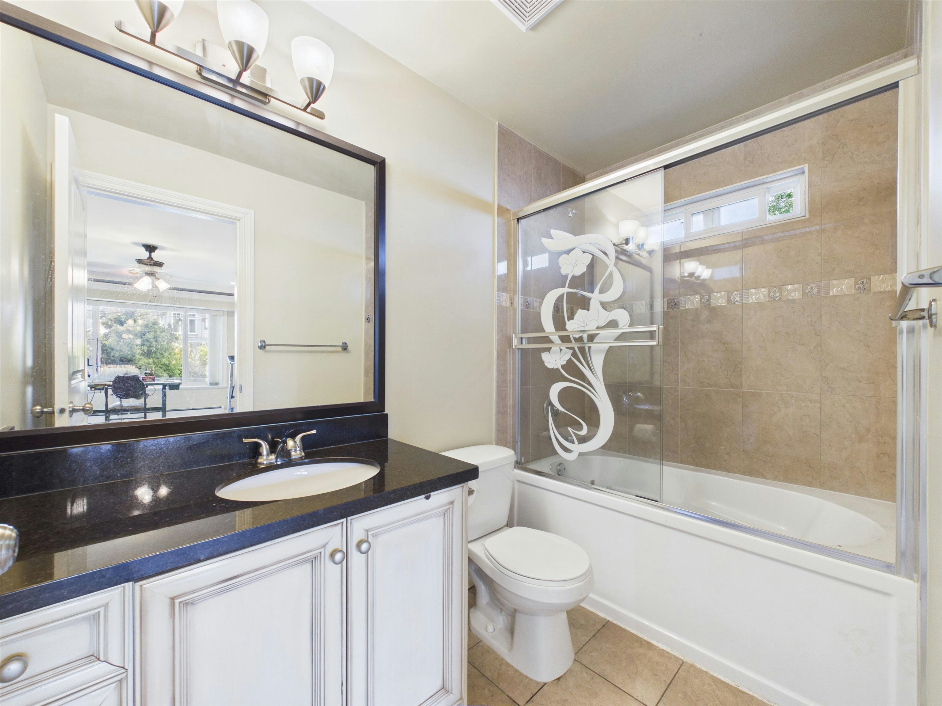 8690 E Tulsy Crescent - 3