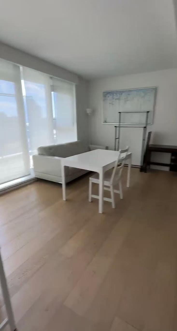 801-889 Pacific Street, Vancouver, BC, V6Z 1C3 - 4