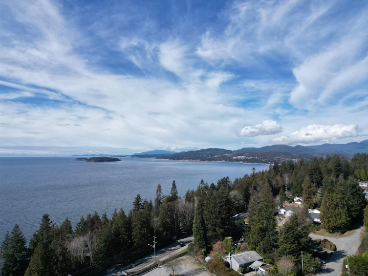 4934 Geer Road, Sechelt, BC, V0N 3A2 - 3
