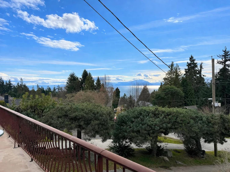 4934 Geer Road, Sechelt, BC, V0N 3A2 - 17
