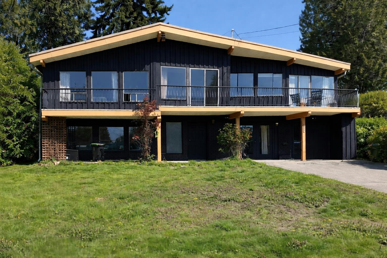 4934 Geer Road, Sechelt, BC, V0N 3A2 - 2
