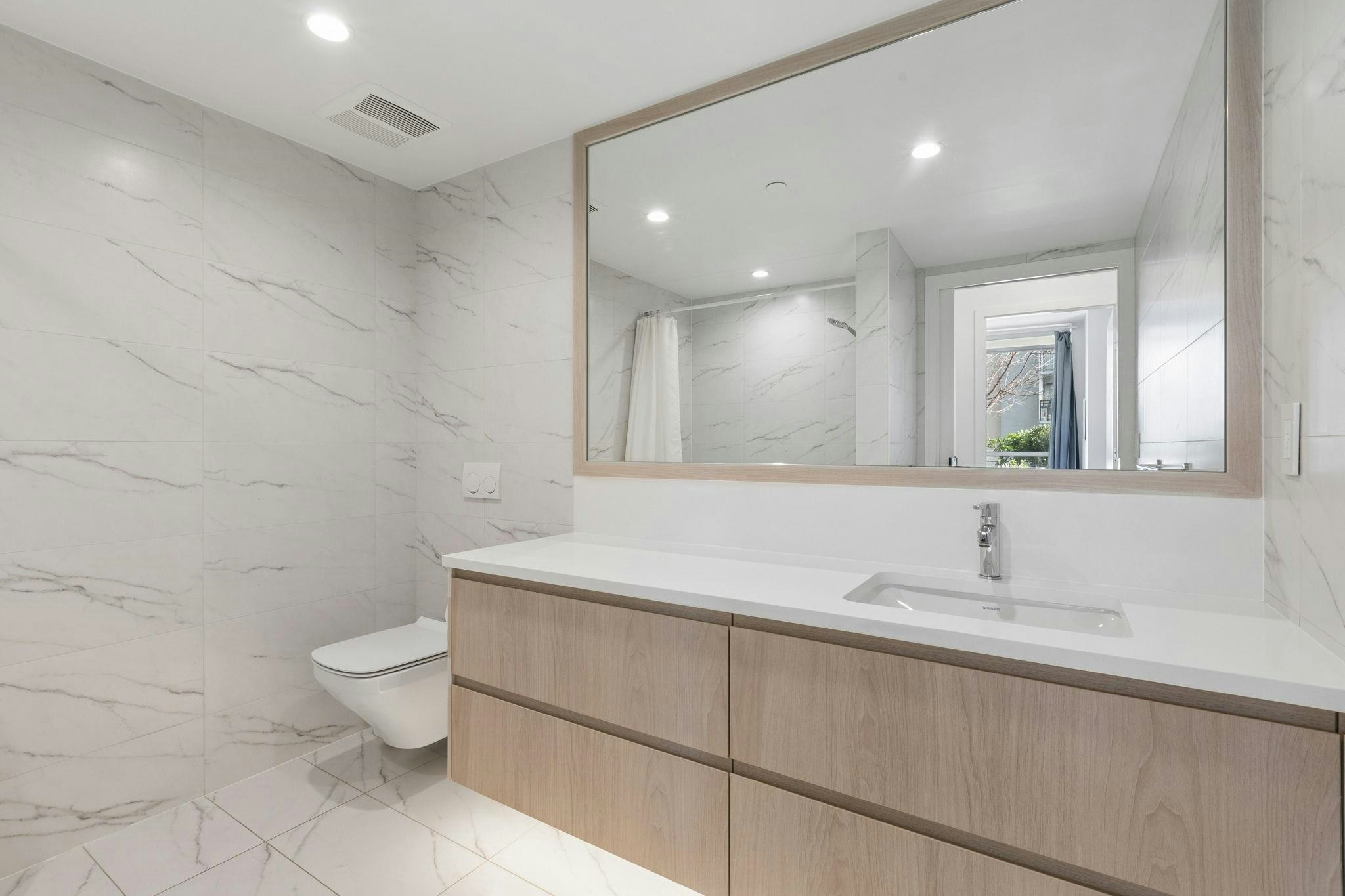 208-177 3rd Street, North Vancouver, BC, V7M 0G5 - 16