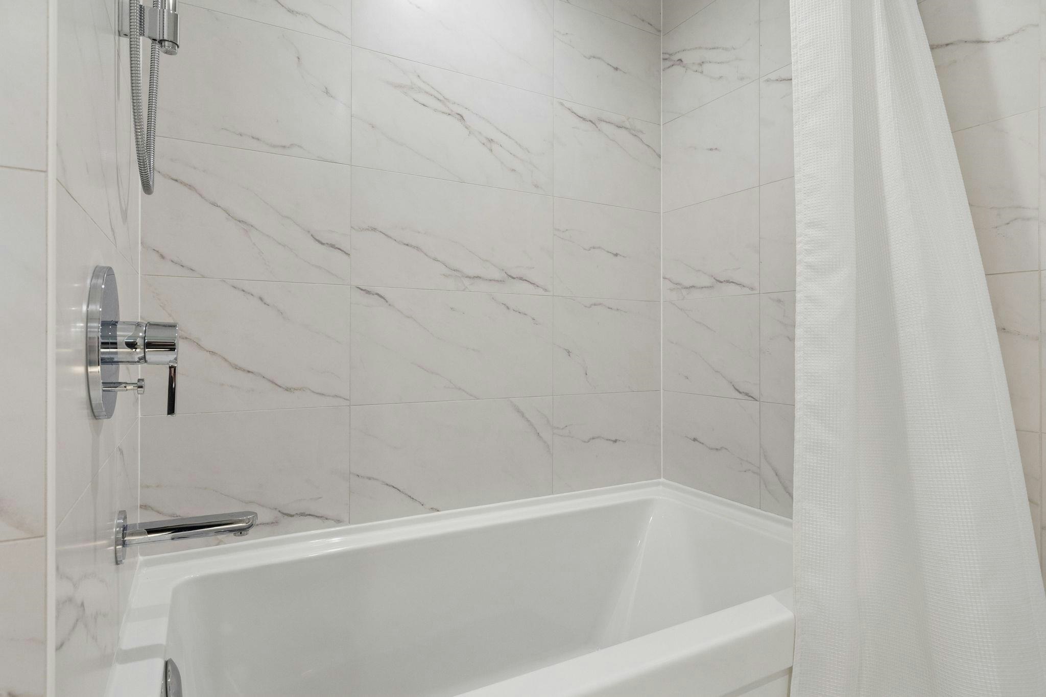 208-177 3rd Street, North Vancouver, BC, V7M 0G5 - 17