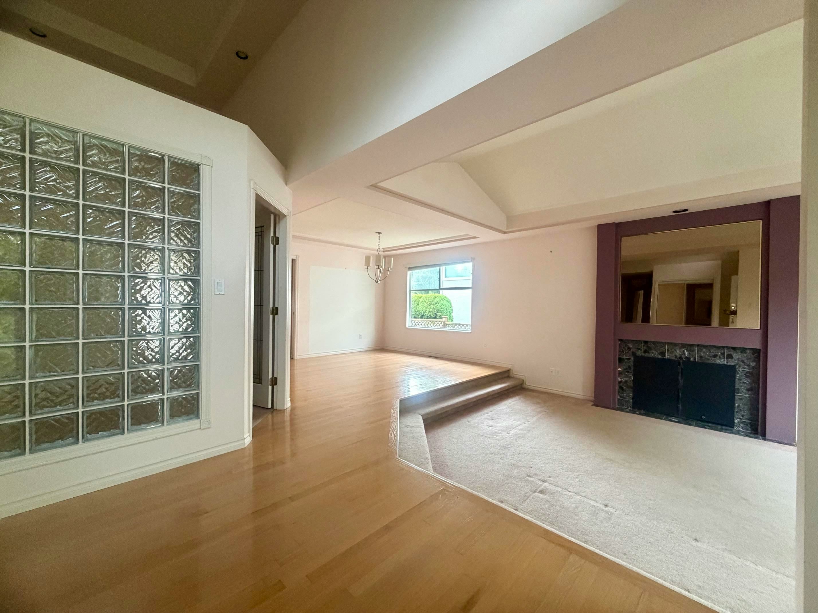 8537 166 Street, Surrey, BC, V4N 3H1 - 4