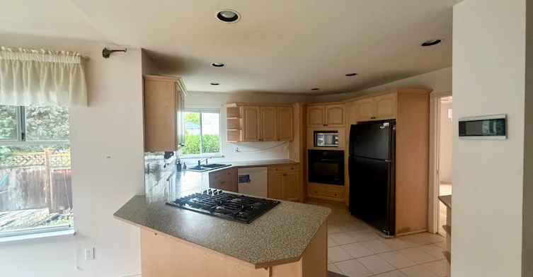 8537 166 Street, Surrey, BC, V4N 3H1 - 15