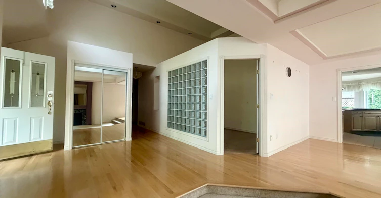 8537 166 Street, Surrey, BC, V4N 3H1 - 6