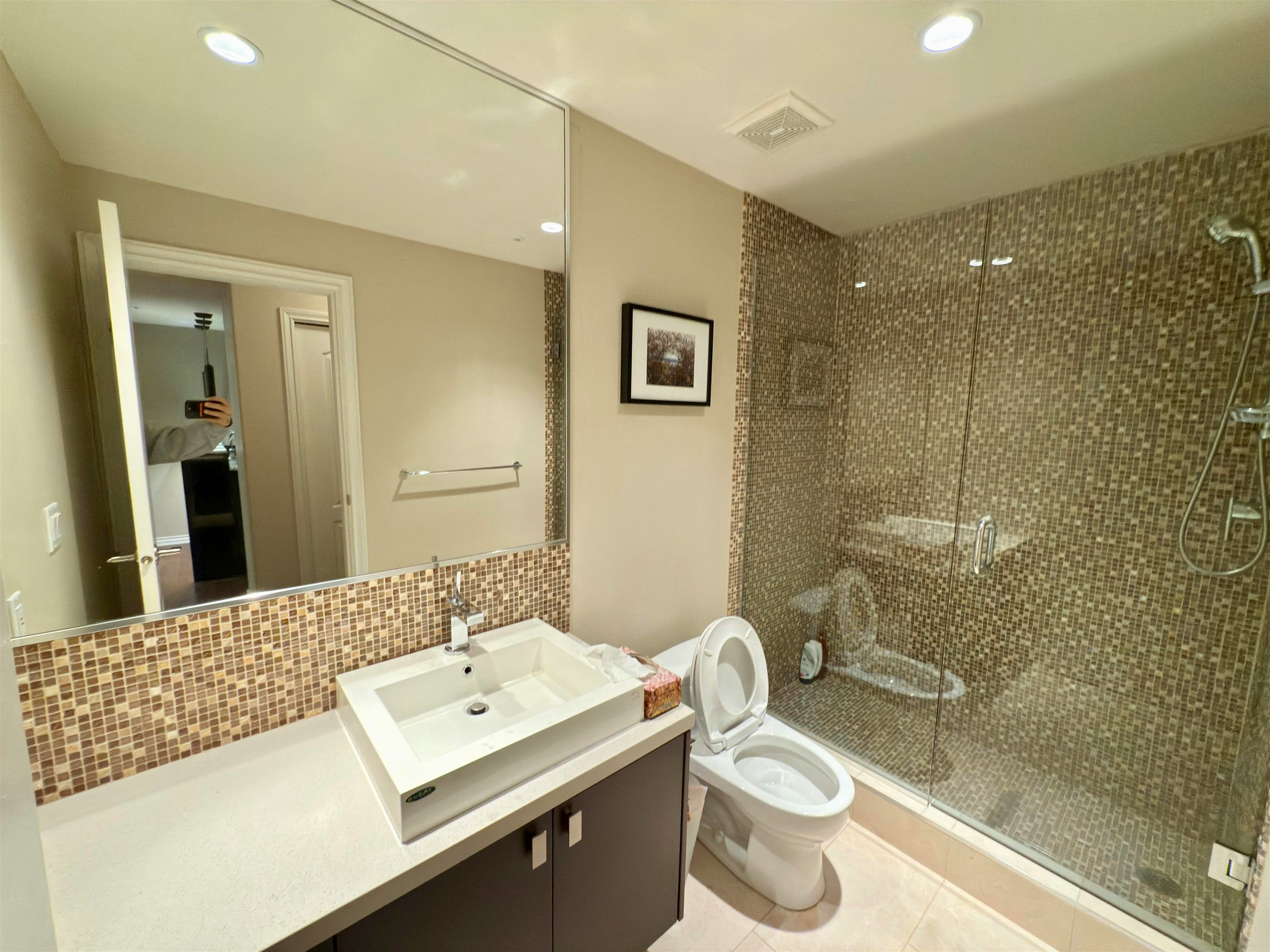 4000 West 3rd Avenue, Vancouver, BC, V6R 1N4 - 9
