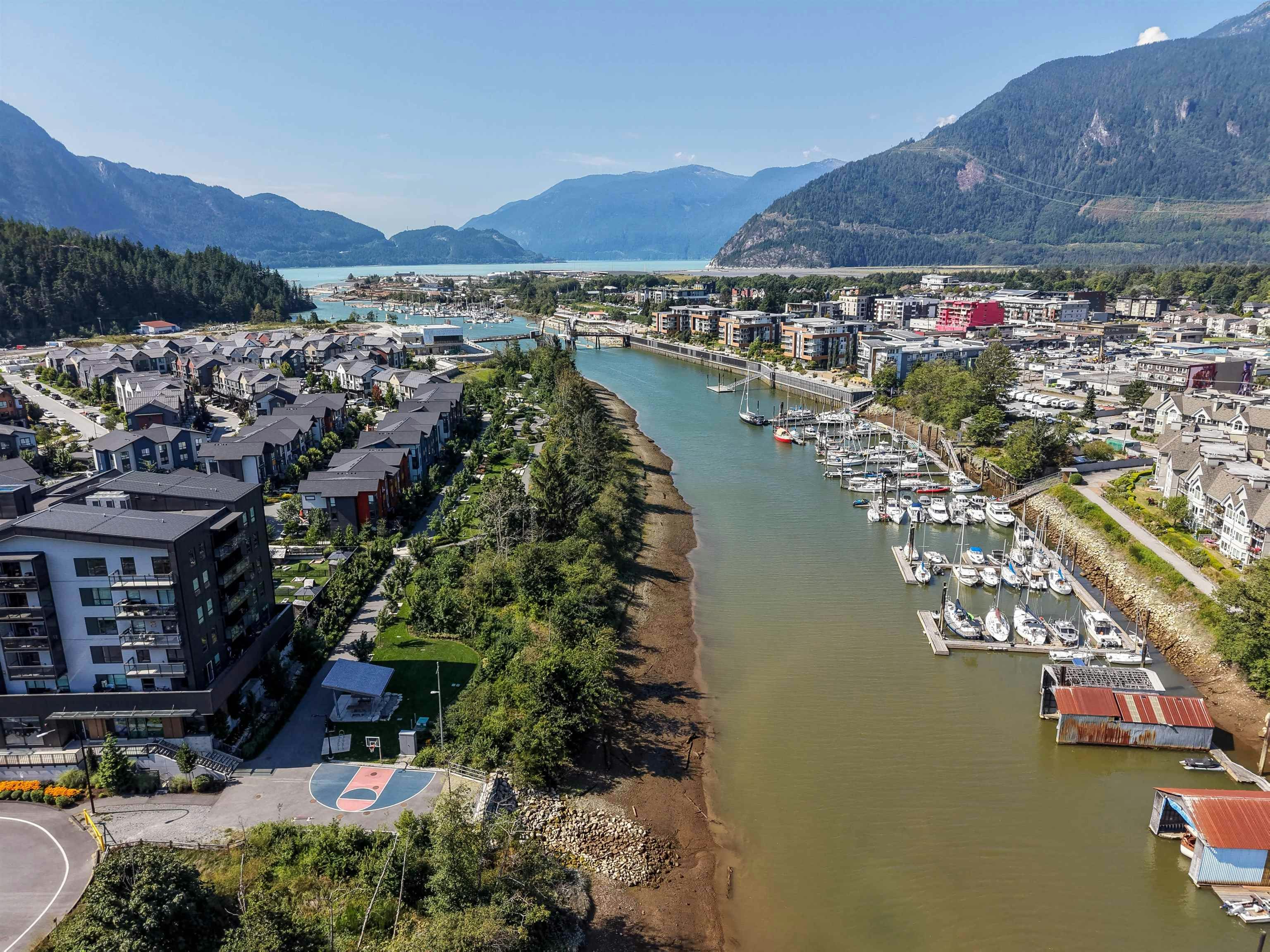 1374 Marinaside Place - 3