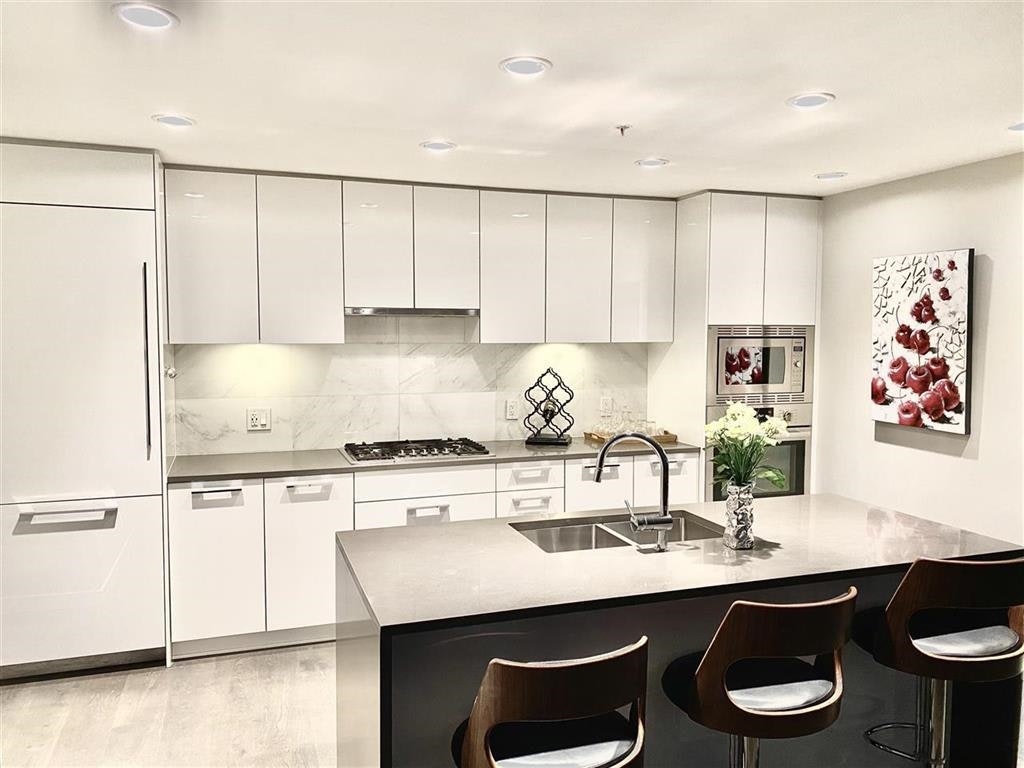 300-3487 Binning Road, Vancouver, BC, V6S 0K8 - 2