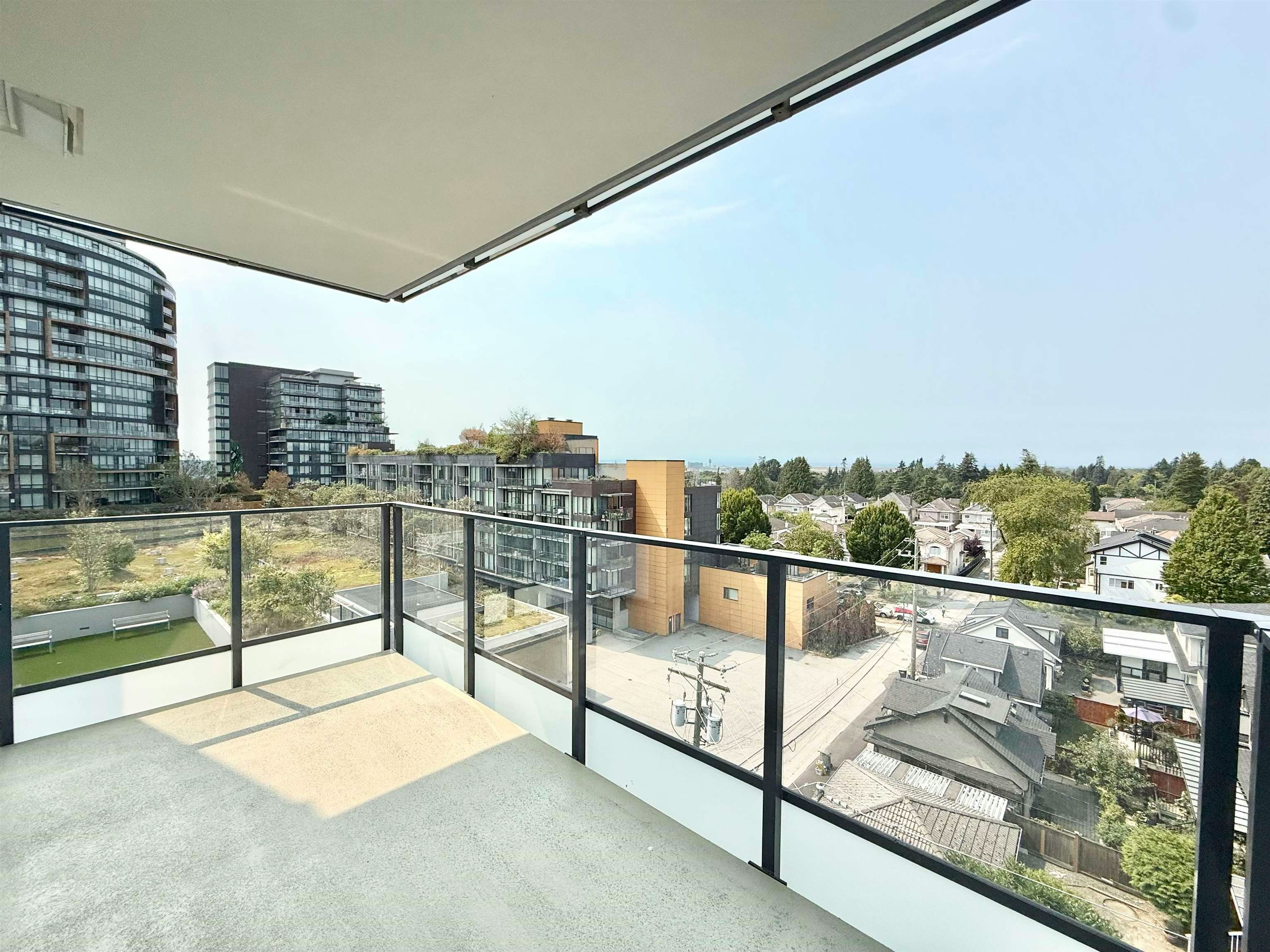 507-8415 Granville Street, Vancouver, BC, V6P 0M2 - 3