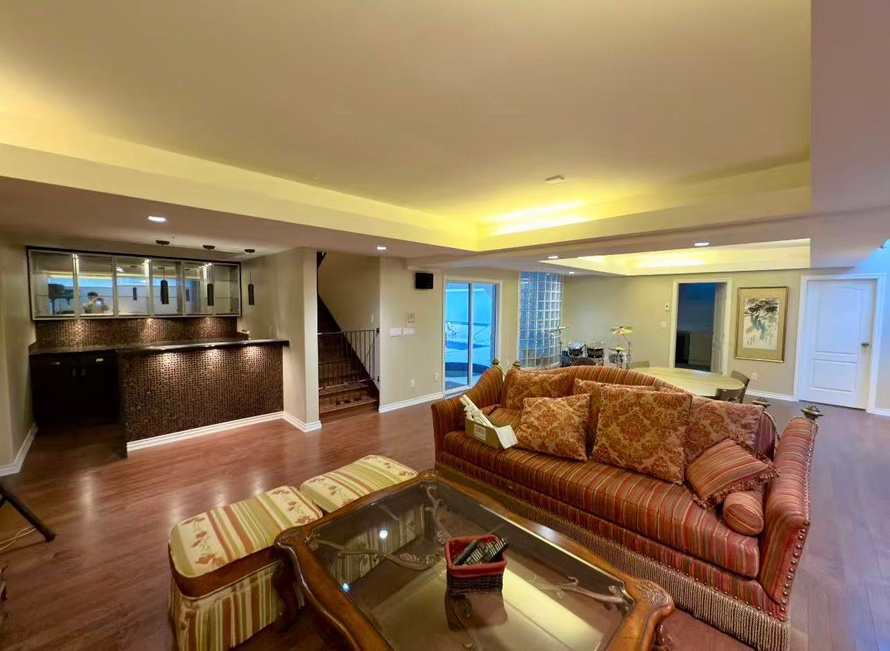 4600 West 3rd Avenue, Vancouver, BC, V6R 1N4