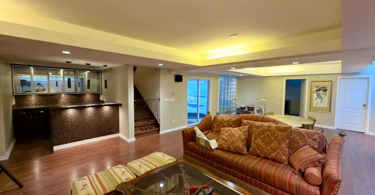 4600 West 3rd Avenue, Vancouver, BC, V6R 1N4