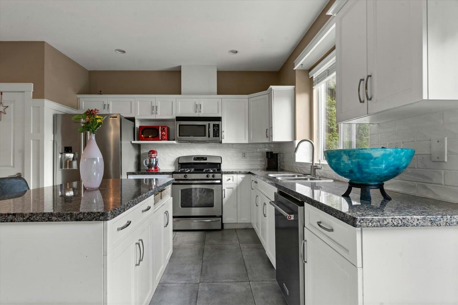 6944 208a Street, Langley, BC, V2Y 0G1 - 16