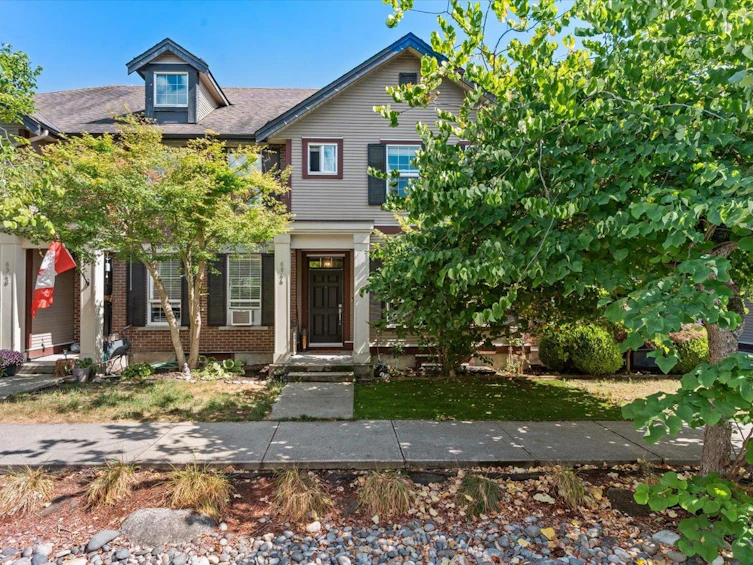 6944 208a Street, Langley, BC, V2Y 0G1