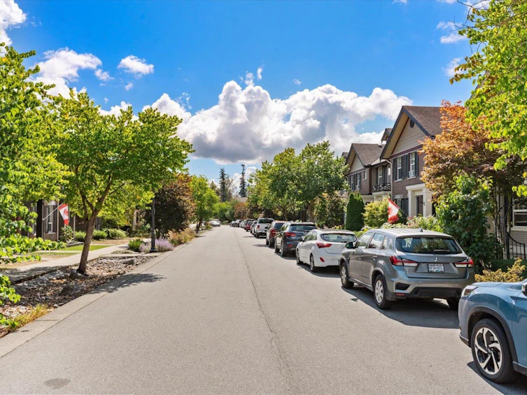 6944 208a Street, Langley, BC, V2Y 0G1 - 36