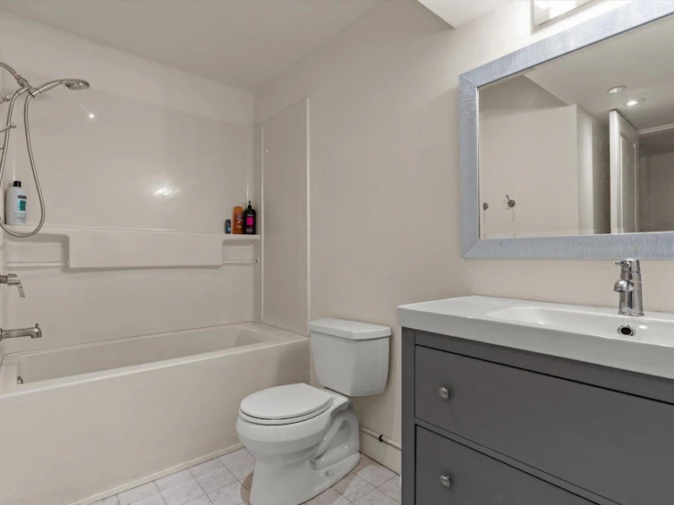 6944 208a Street, Langley, BC, V2Y 0G1 - 33