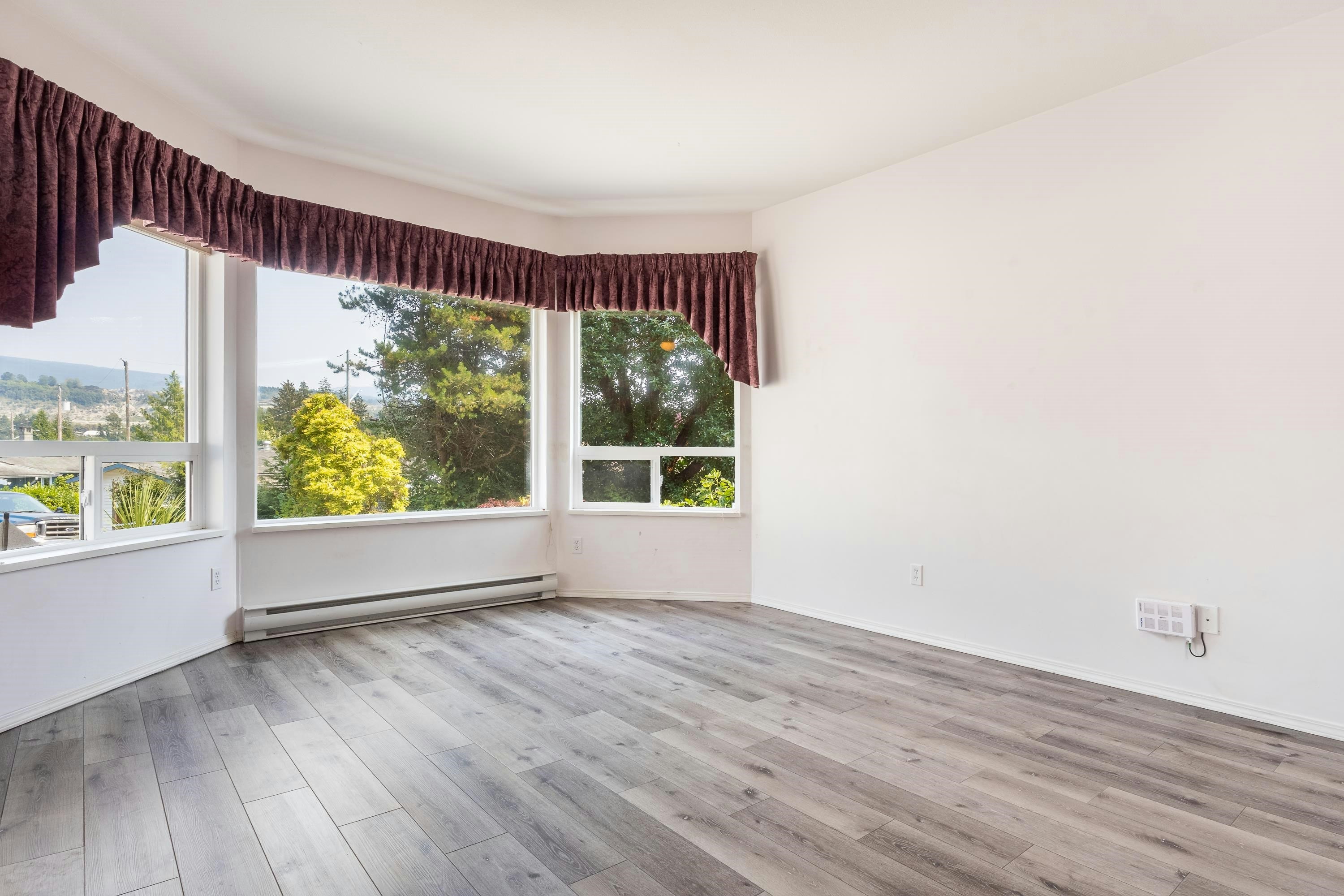 5728 Trail Avenue - 4