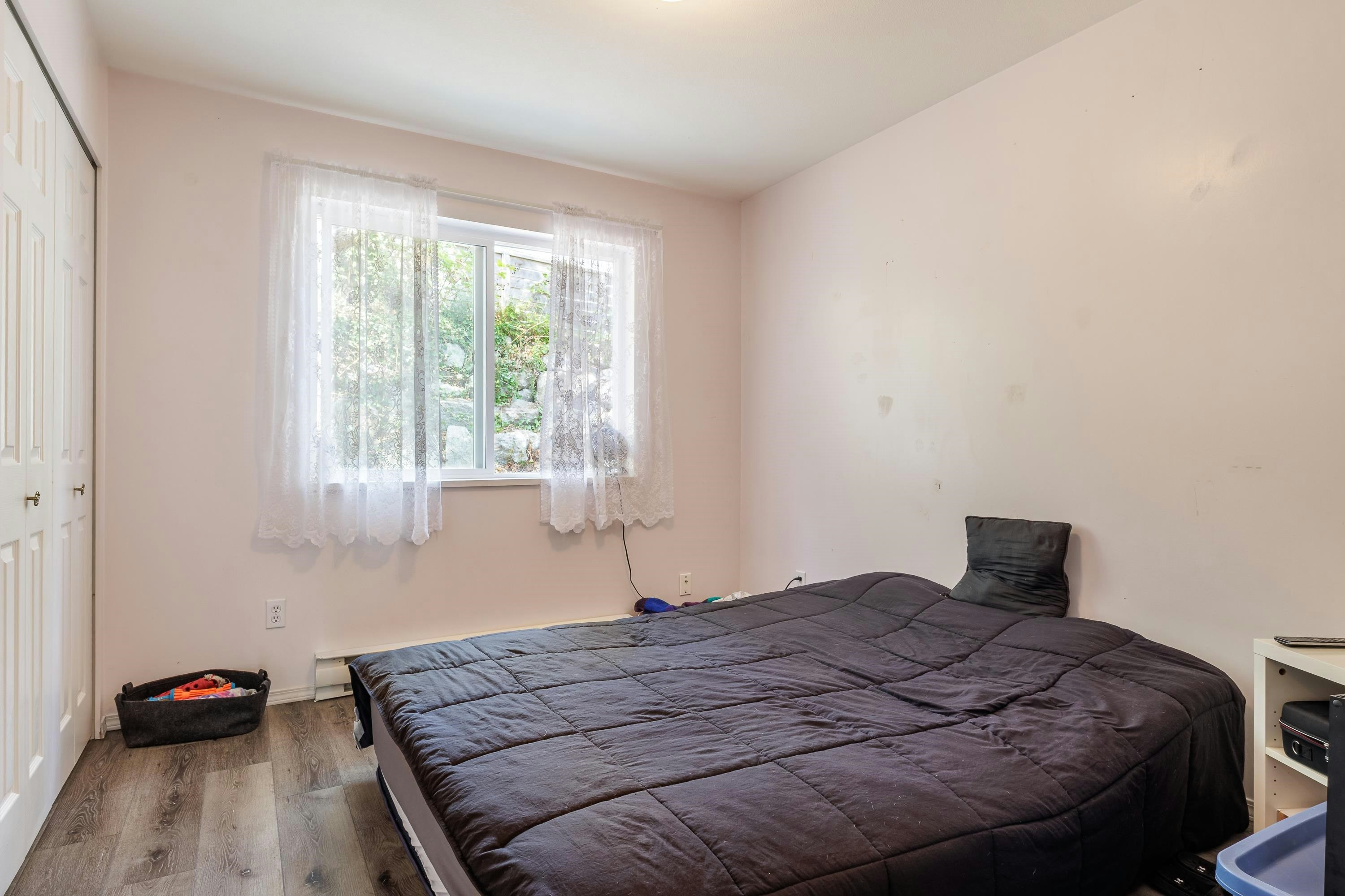 5728 Trail Avenue, Sechelt, BC, V7Z 0L8 - 19