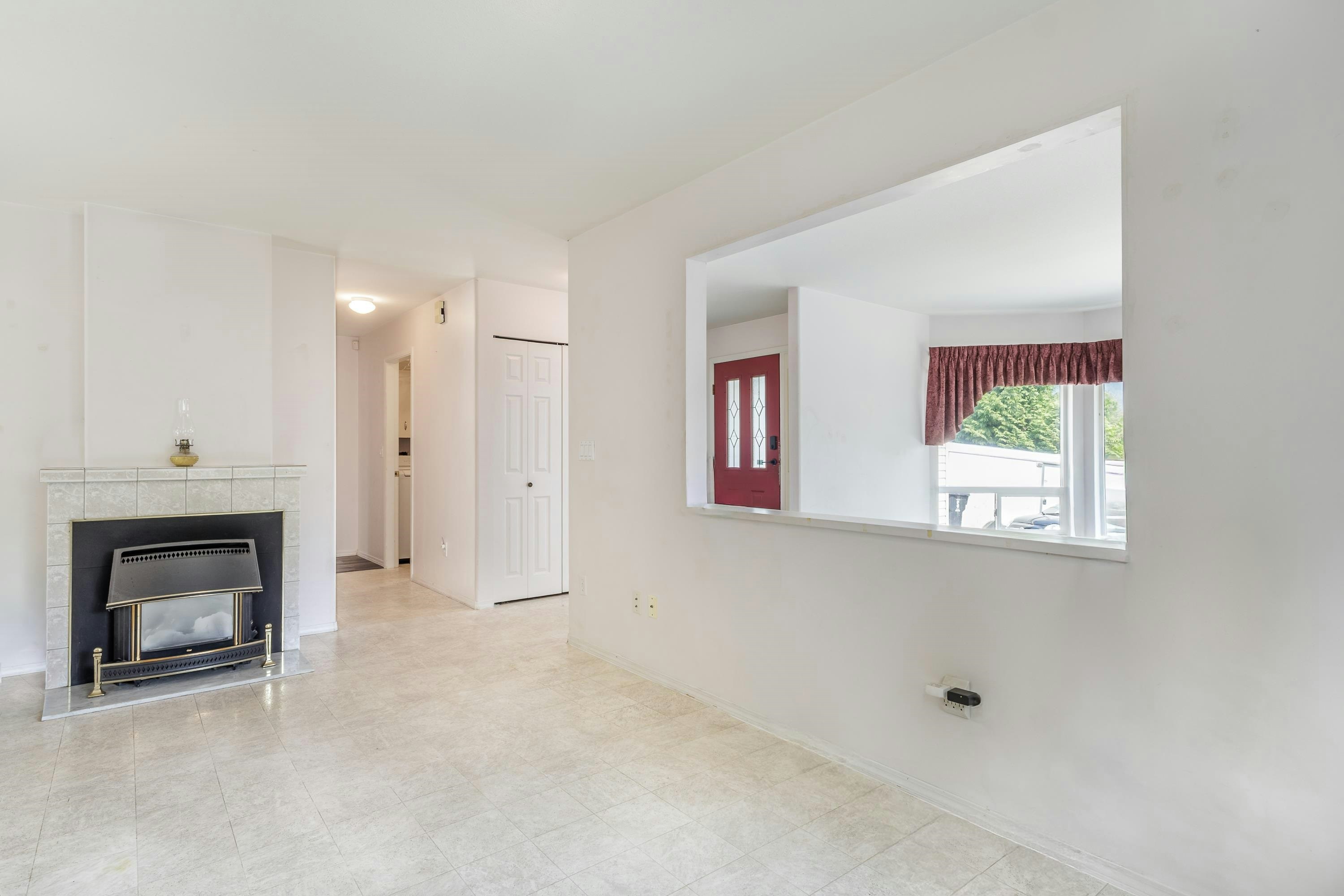 5728 Trail Avenue, Sechelt, BC, V7Z 0L8 - 17