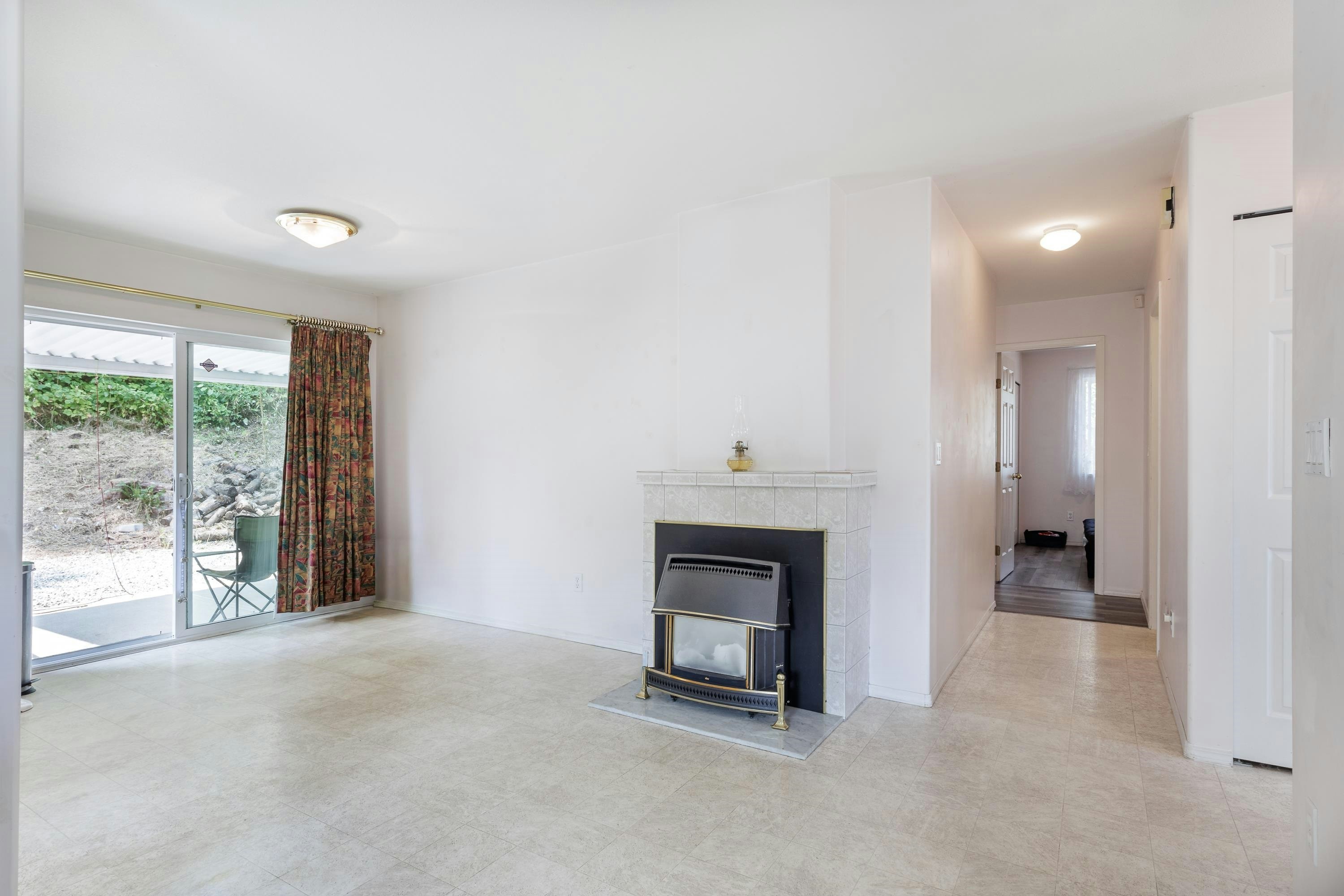 5728 Trail Avenue, Sechelt, BC, V7Z 0L8 - 15