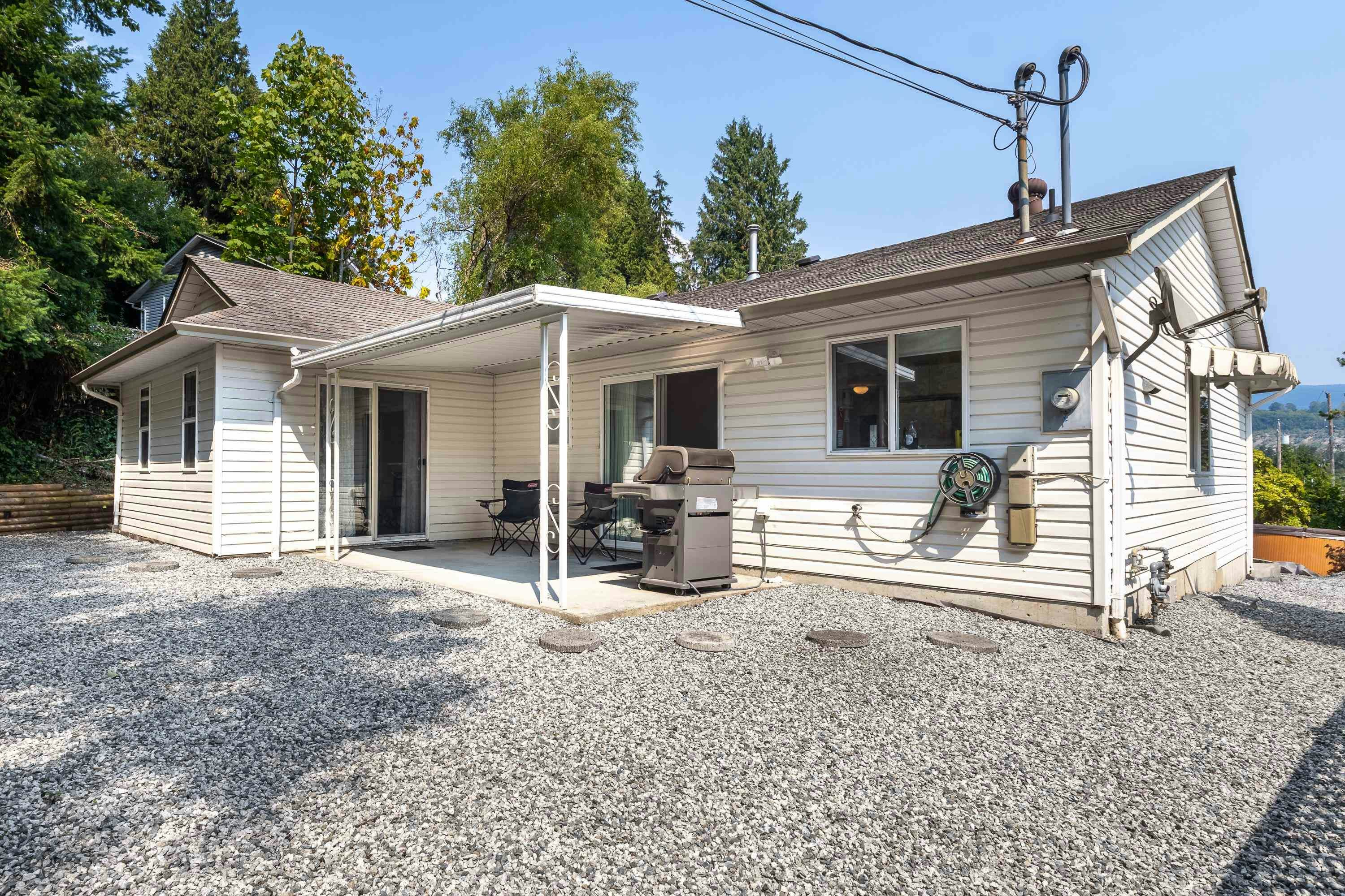 5728 Trail Avenue, Sechelt, BC, V7Z 0L8 - 32