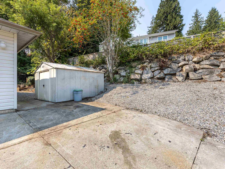 5728 Trail Avenue, Sechelt, BC, V7Z 0L8 - 36