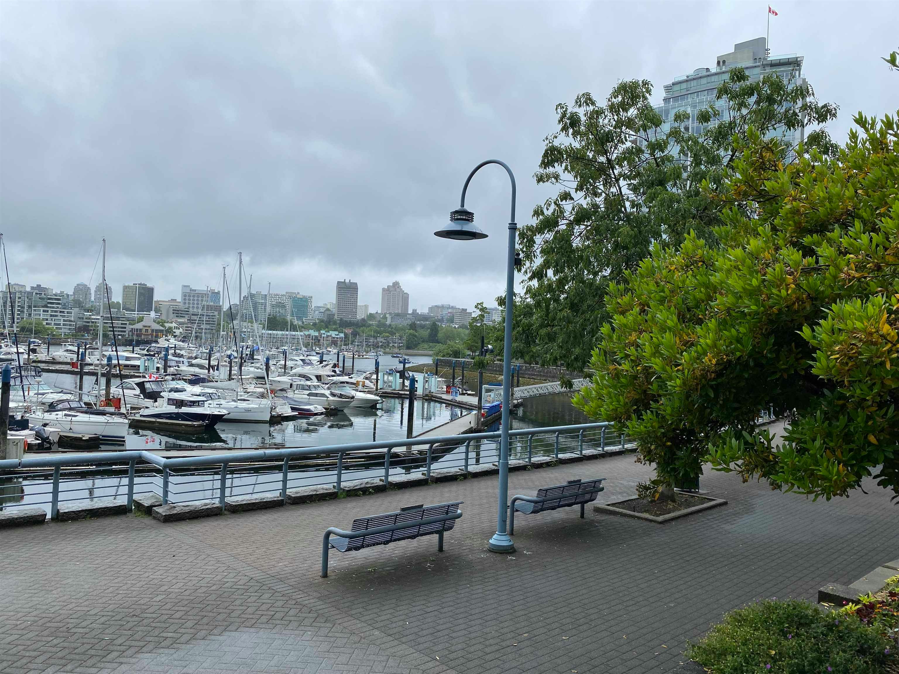 1505-193 Aquarius Mews, Vancouver, BC, V6Z 2Z2 - 11