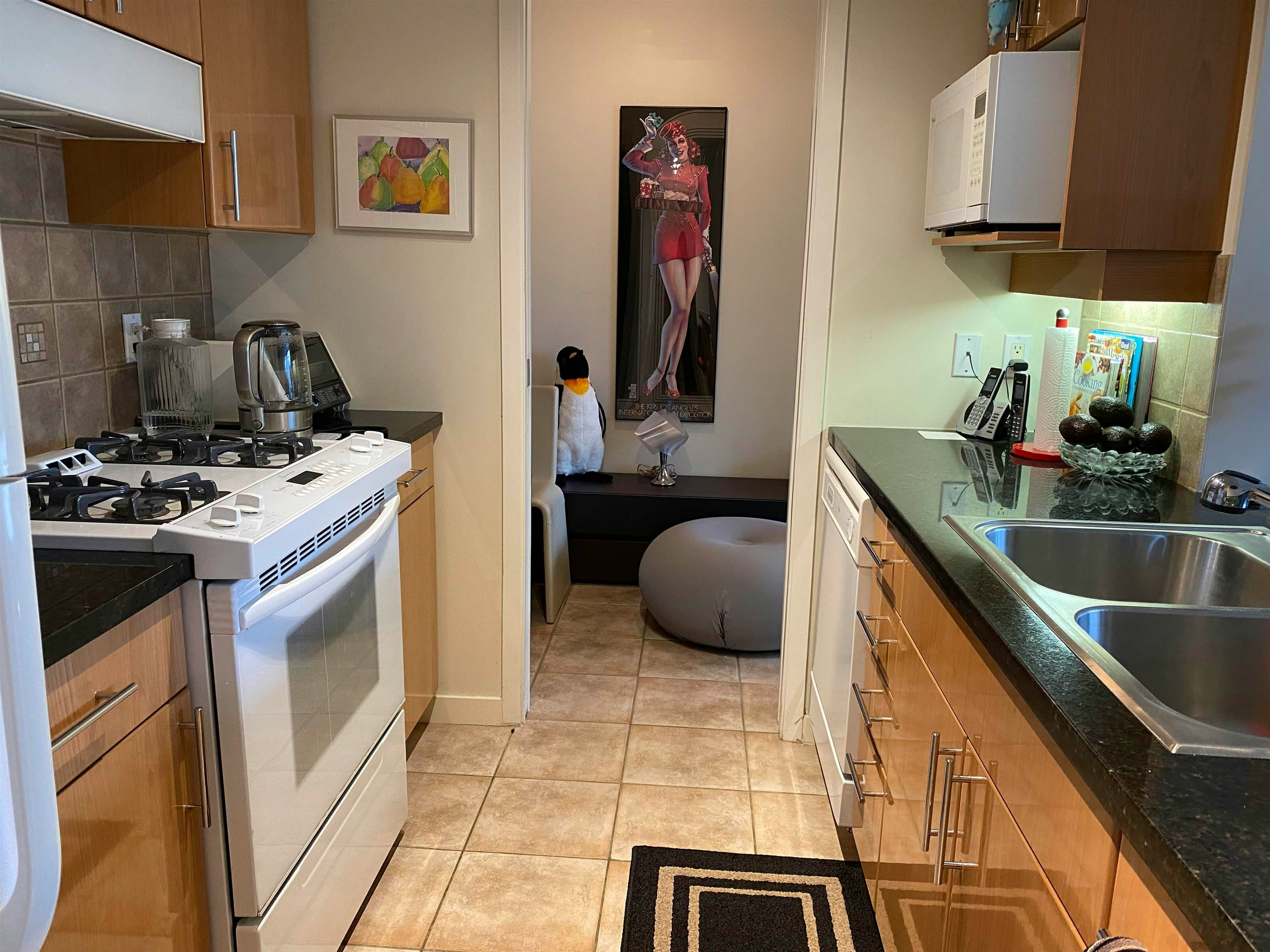 1505-193 Aquarius Mews, Vancouver, BC, V6Z 2Z2 - 19