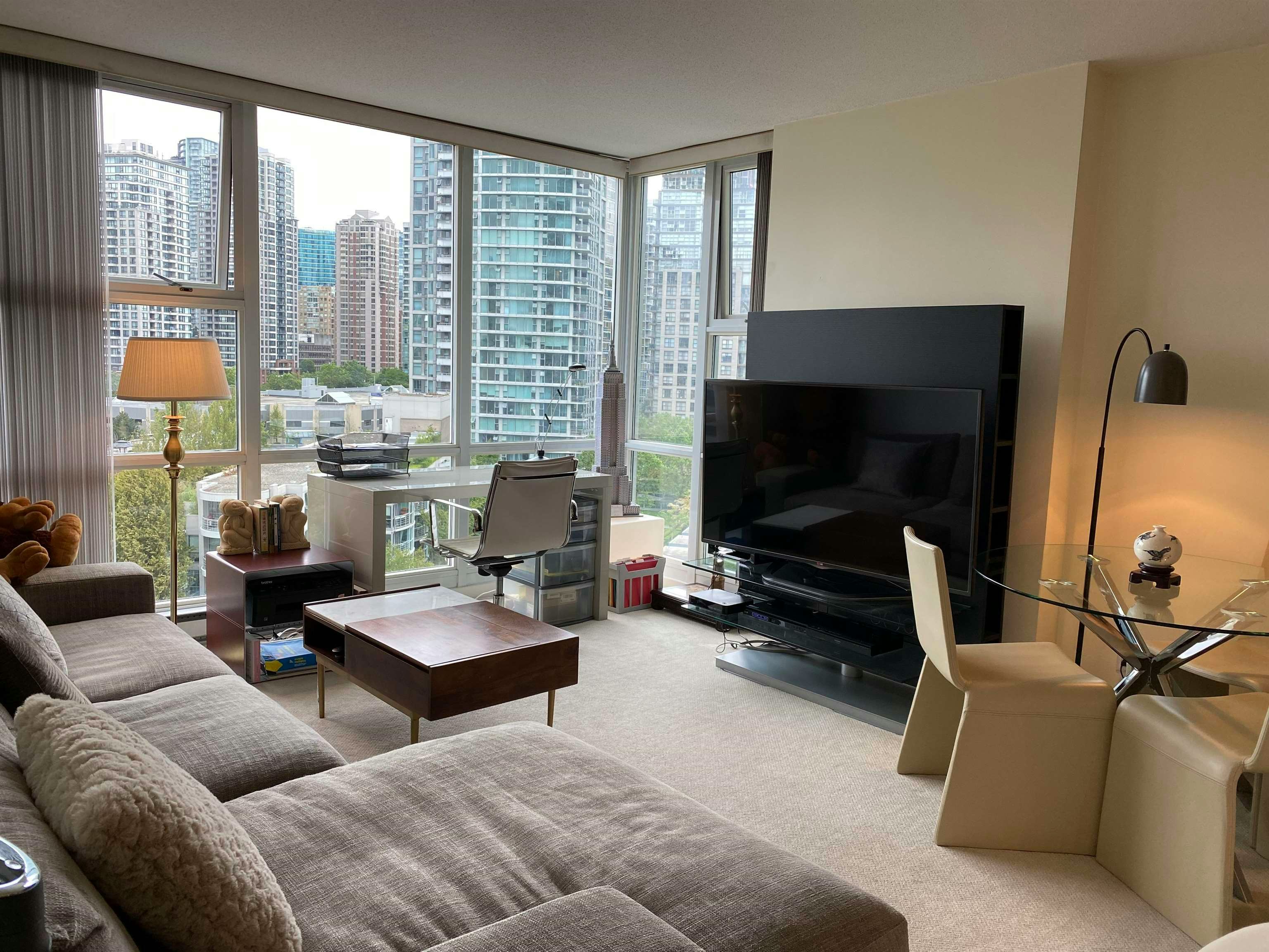 1505-193 Aquarius Mews, Vancouver, BC, V6Z 2Z2 - 14