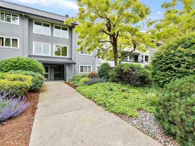 237-2700 Mccallum Road - 4