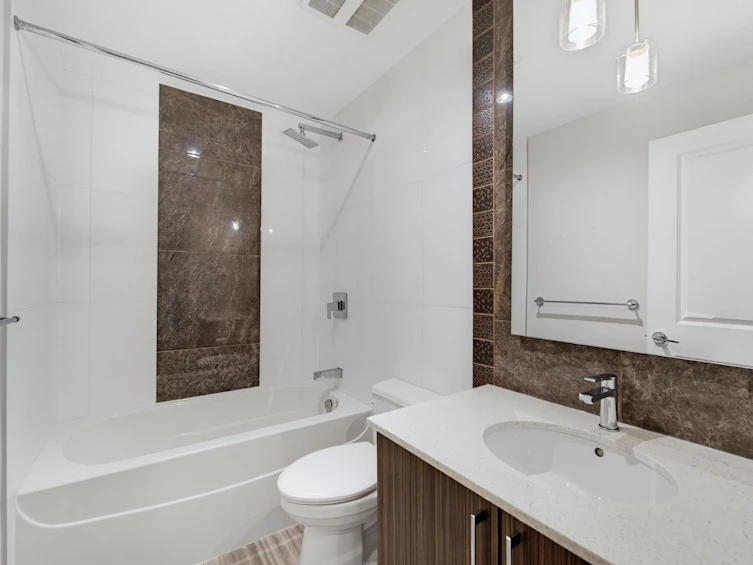 C210-20211 66 Avenue, Langley, BC, V2Y 0L4 - 22