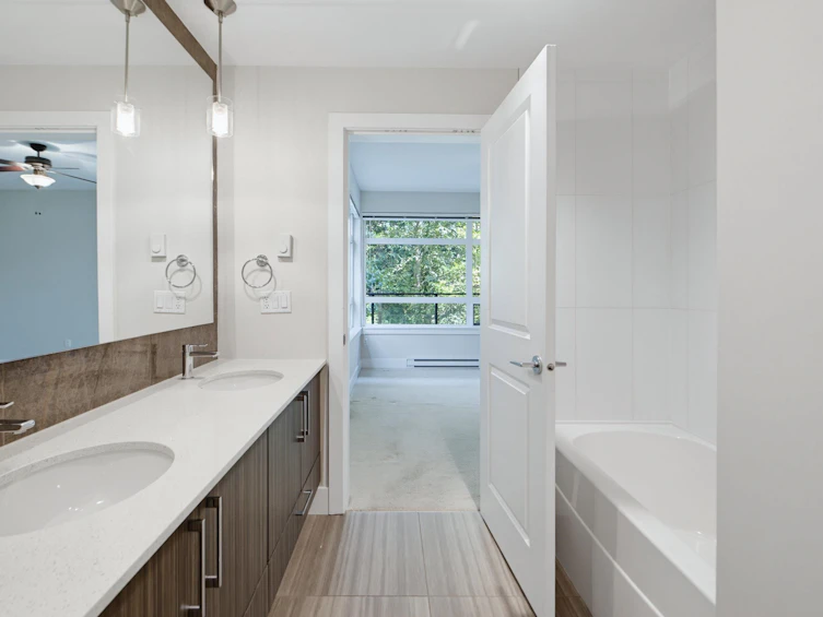 C210-20211 66 Avenue, Langley, BC, V2Y 0L4 - 18