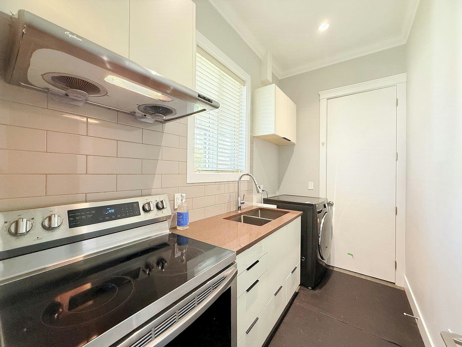 45xx Napier Street, Burnaby, BC, V5C 3H4 - 2
